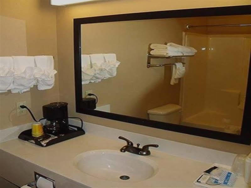 Irish Inn And Suites Muleshoe ภายนอก รูปภาพ